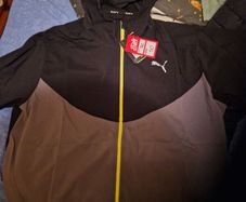 puma running jacket