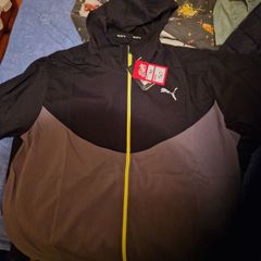 puma running jacket
