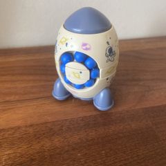 Rocket spinning puzzle toy