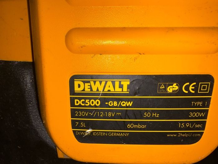 DeWalt DC500 corded and cordless Vacuum Cleaner