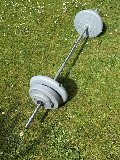 32.5kg Weight plates and Barbell with clips