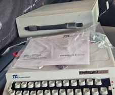 Classic vintage typewriter triumph-adler contessa 2 de luxe