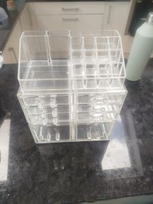 Makeup storage