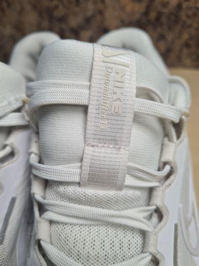 womens NIKE downshifter 13 trainers runners white Size UK 6 EU 40