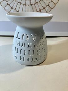 Decorative wax melt / oil burner NEW