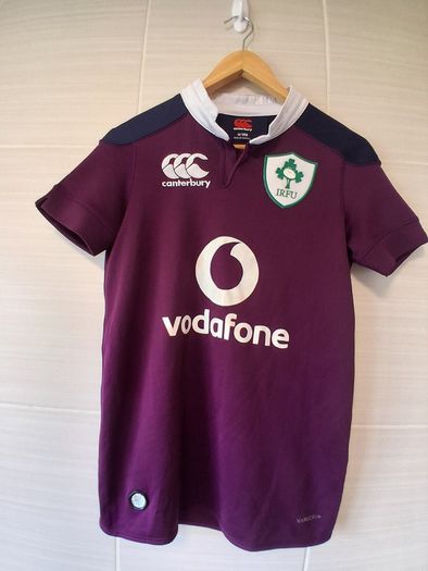 Ireland Rugby Jersey. Official Canterbury Ireland Rugby Alternate / Away Jersey. Youth Age 14 Years. Collect In Dublin Or Receive Via Post.