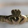 Vintage 9Ct Gold Plated Irish Claddagh adjustable Bangle Bracelet Image 7