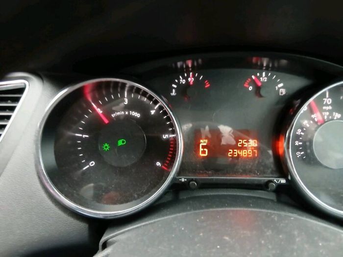Automatic Peugeot 7 seats