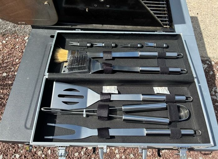 Chef Grill Gas BBQ With Side Burner and Accessories