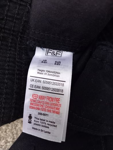 boys trousers.age 8/9