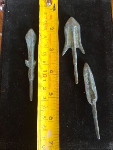 Bronze Arrowheads