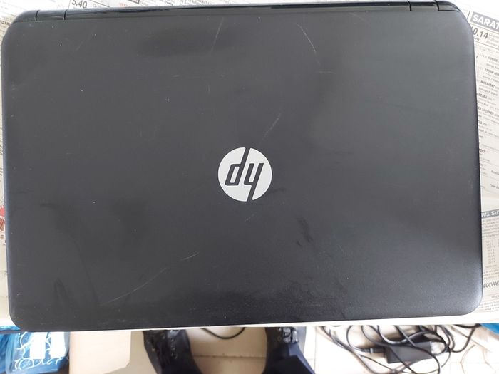 HP 15.6 inch Laptop, Model HP 255 G3 Rev 21F7-100, AMD A4-5000 APU with Radeon HD Graphics, 1.5GHz, 4GB Ram, 500GB Hdd, Windows 10, Microsoft Edge, Chrome and VLC