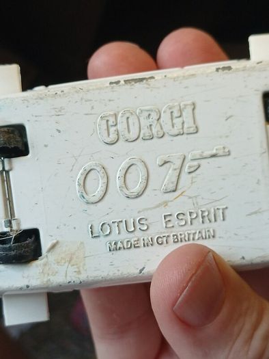 James Bond Lotus