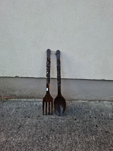 60cm cutlery decor in wood postage possible