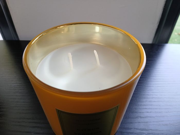 Dunnes Citrus Verbena candle, new