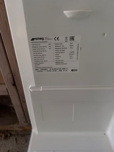 Smeg Fridge Freezer FAB30RFS
