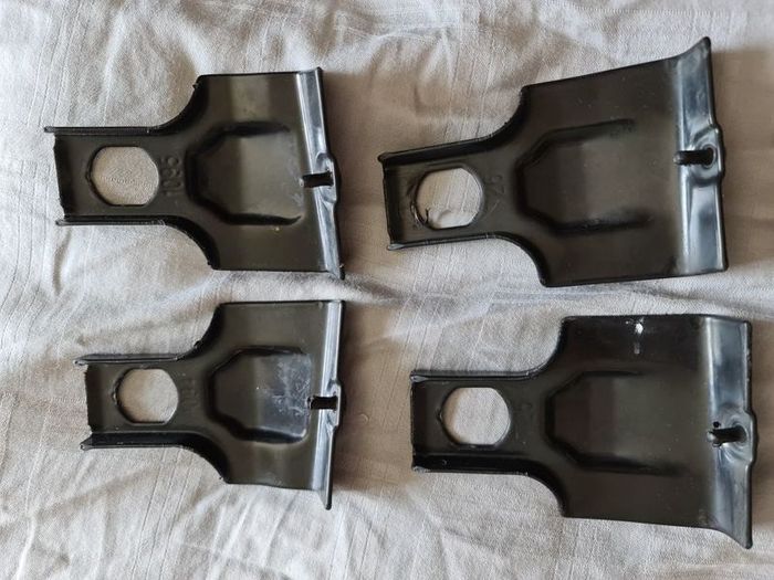 thule footpack 754 + fitting kit 1592