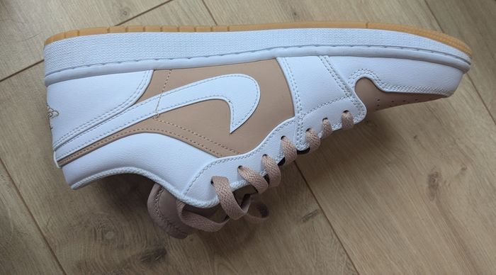 Jordan 1 Low "Hemp/White" sneakers