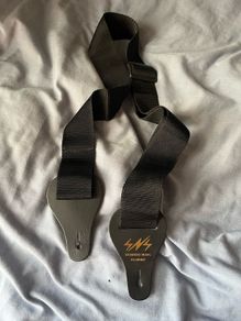 Guitar strap
