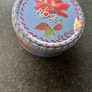 Cadbury Roses Tins Image 2