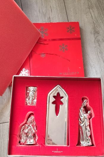 newbridge silverware Christmas navity set
