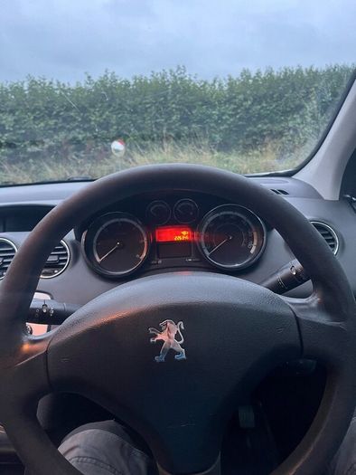 Peugot 308 (Nct until Jan 2028)