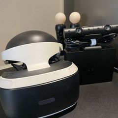 Sony PlayStation 4 VR Headset with Camera and Controllers