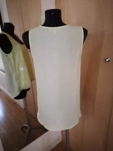 Women's Top NWT Limited Collection Mark's and Spencer