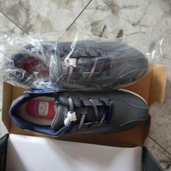 golf shoes, ladies size 7