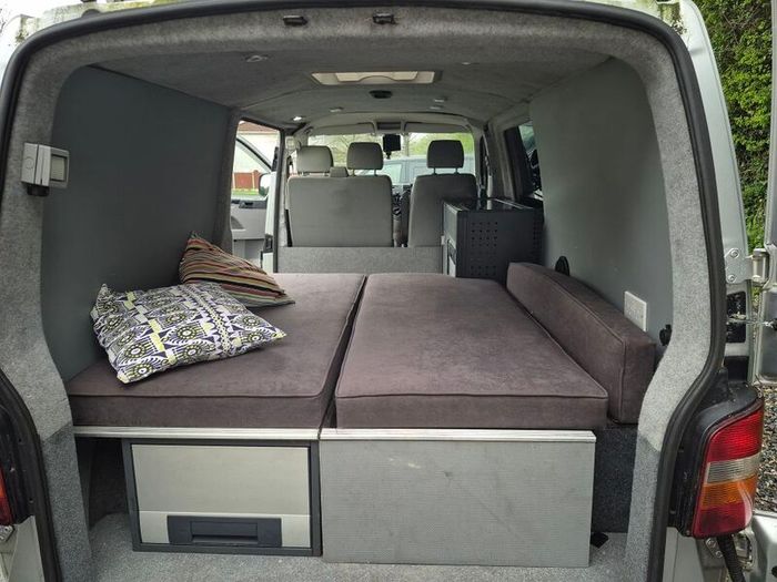 vw transporter t5 2.5 130bhp 2009