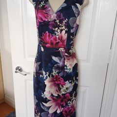 Coast S/S  Midi Dress in Size 12
