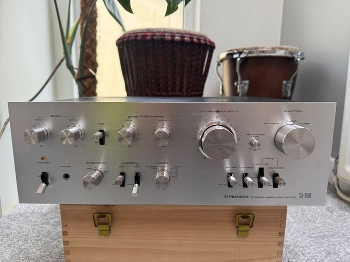 Pioneer SA-8500 Vintage Integrated Stereo Amplifier