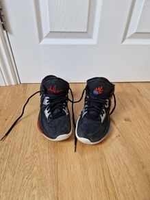 basketball NIKE trainers Size 3uk