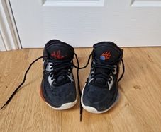 basketball NIKE trainers Size 3uk