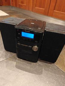 Kenwin Stereo - Radio, CD, Aux, iPod dock