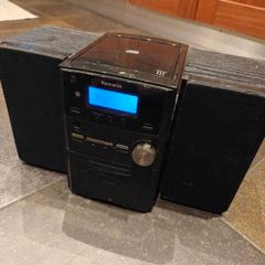 Kenwin Stereo - Radio, CD, Aux, iPod dock