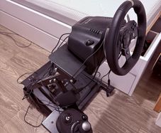 Logitech G920 Steering Wheel Pedals and Shifter with Vevor frame