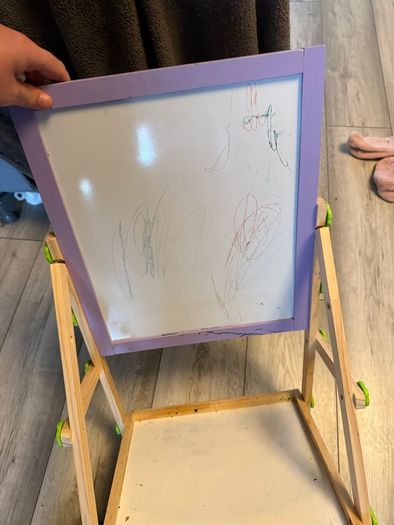 kids table and chairs set + chalk/white board
