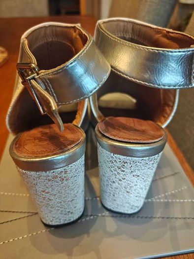 Knightbridge ankle boots