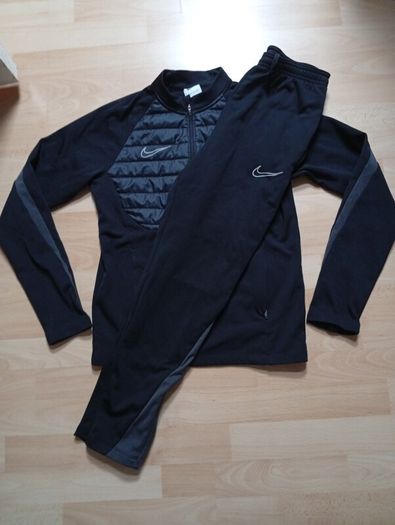 Nike Thermal-Fit Tracksuit (( Immaculate Age 12-13yrs)) Black
