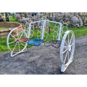 Cart Wheel Bench With tractor Seats KAS1359