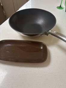 Thomas Rosenthal Stainless Steel Wok and Free same brand cake / biscuit plate