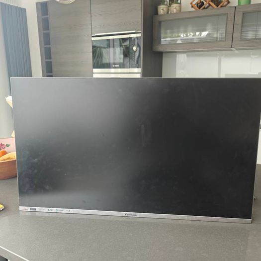 2x ViewSonic 27 inch WQHD Monitor (2560x1440)