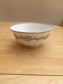Coalport China Medium Sized Serving Bowl
