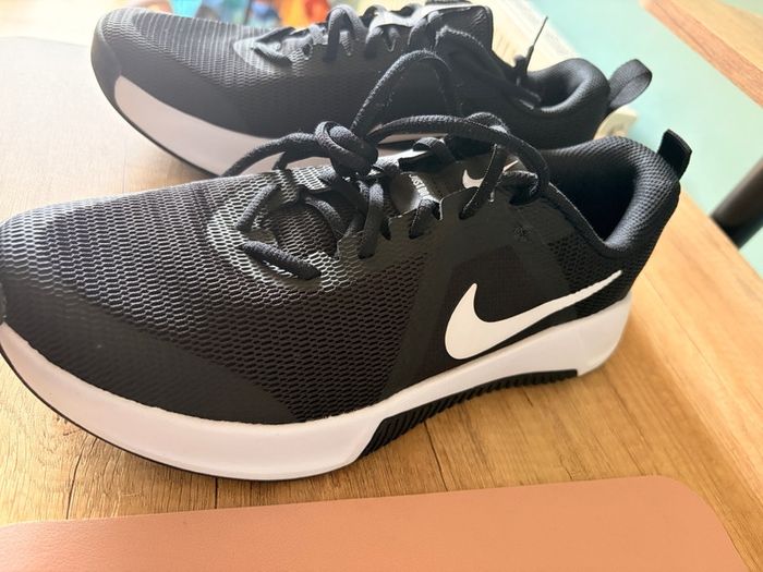 nike runners
