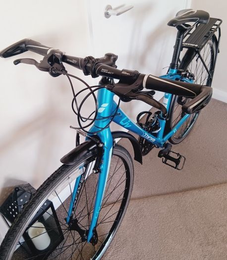 ladies giant liv fitness bike like new