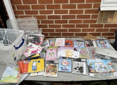Foil balloons Job Lot