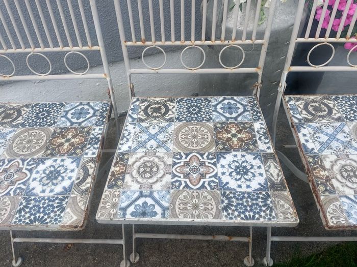 beautiful garden chairs