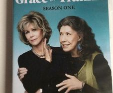 Grace And Frankie - Season 1 (2015)