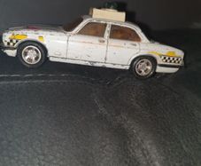 Jaguar Xj Police Car Matchbox Model